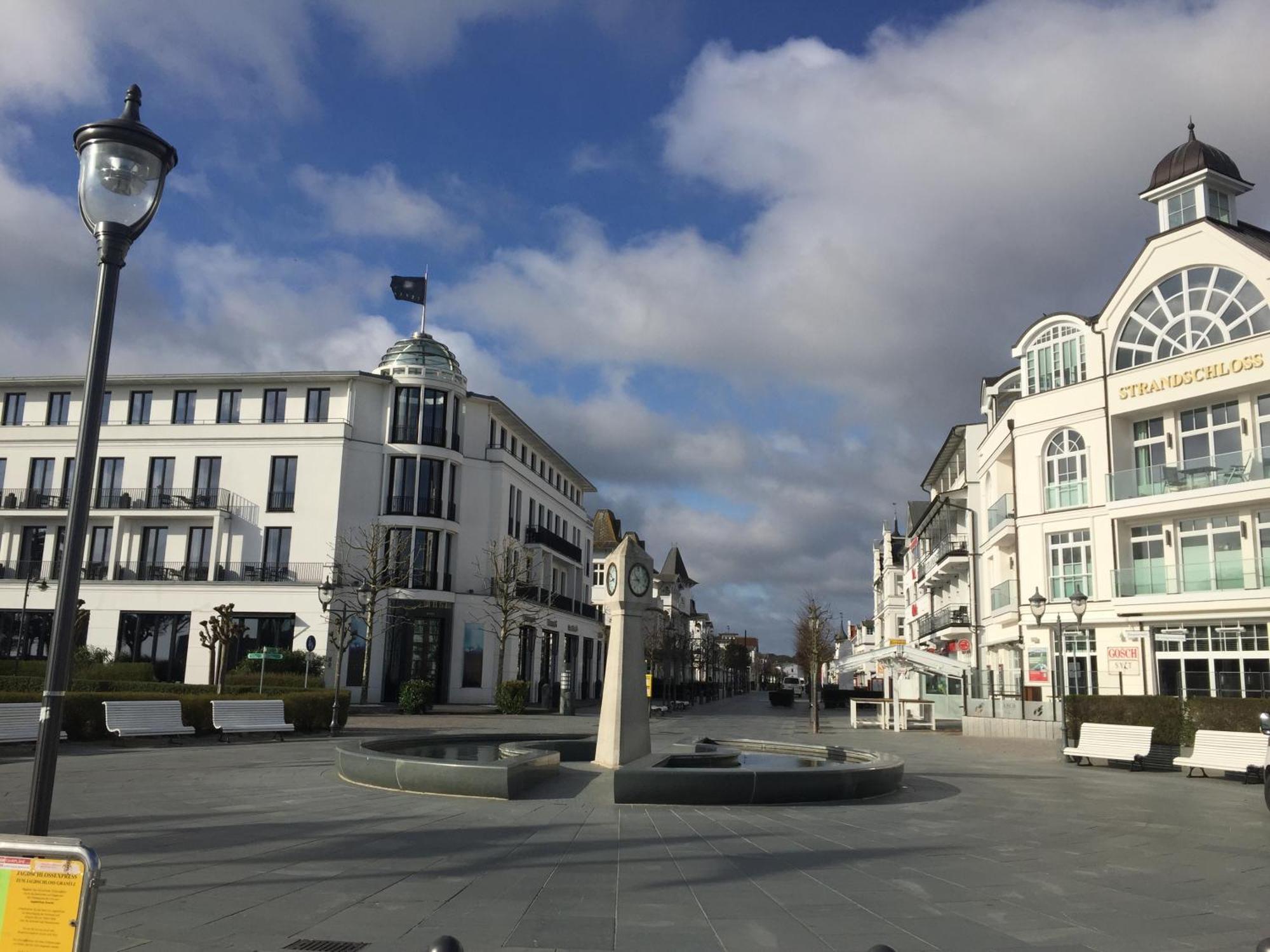 Apartment Ferientiet Bergen Auf Rugen Exterior foto